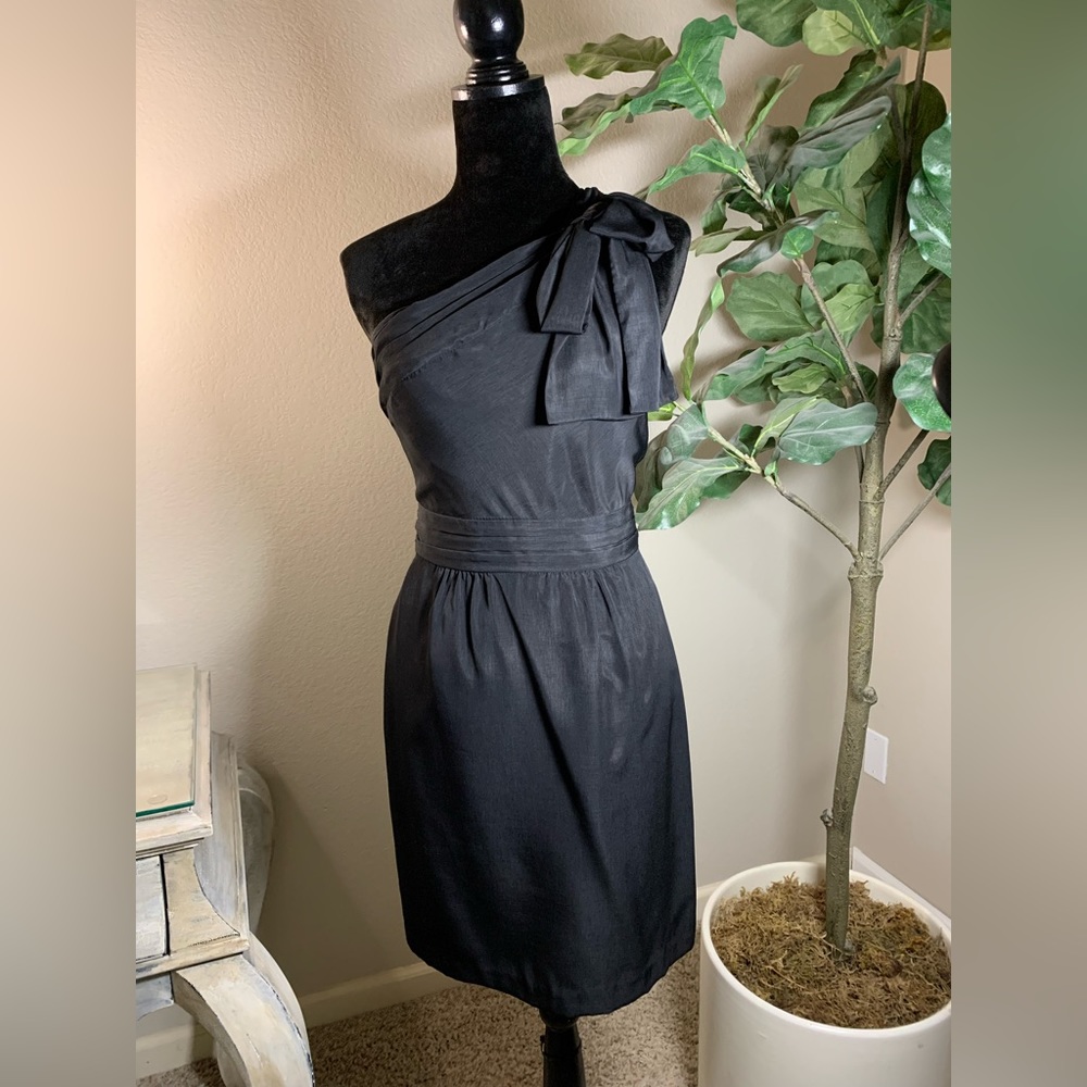 Little black dress.
